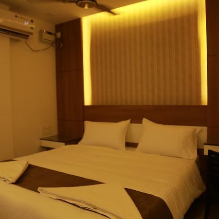 Kochi The Galaxy Suites מראה חיצוני תמונה