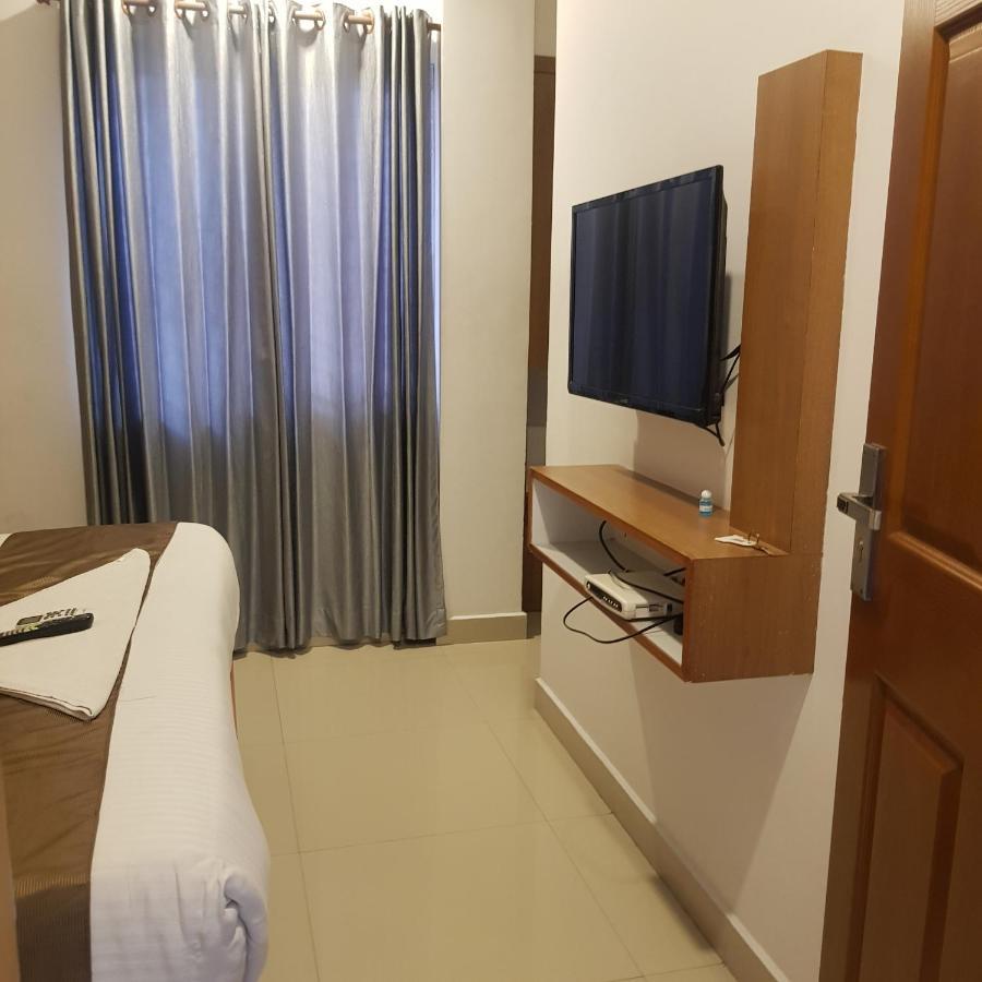 Kochi The Galaxy Suites מראה חיצוני תמונה