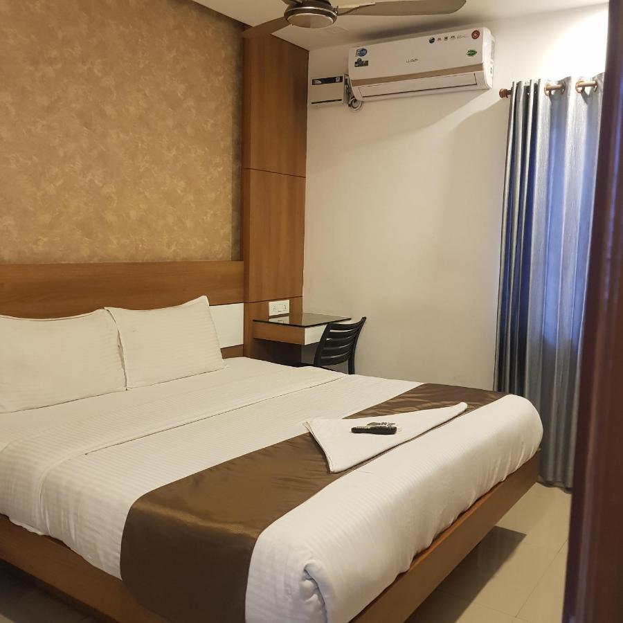 Kochi The Galaxy Suites מראה חיצוני תמונה