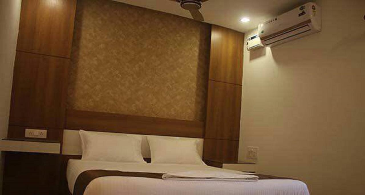 Kochi The Galaxy Suites מראה חיצוני תמונה