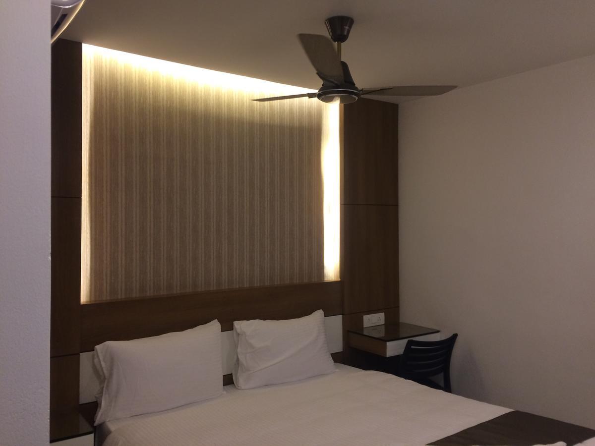 Kochi The Galaxy Suites מראה חיצוני תמונה